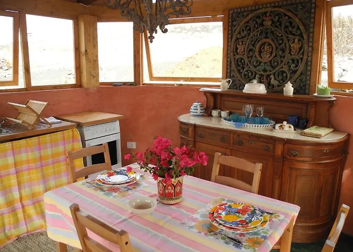 卡萨埃尔莫罗酒店 *